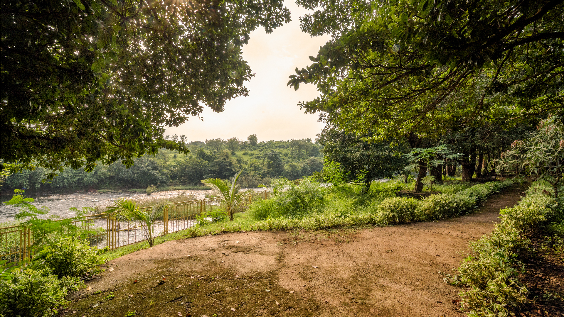 Garden & River